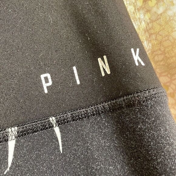 PINK Victoria’s Secret black/gray tropical palm leaf ultimate leggings, size L - Picture 3 of 8